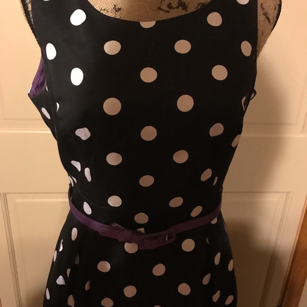 🌺White House Black Market Dress - Picture 8 of 8